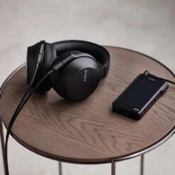 Sony MDR-Z7M2 Hi-Res Stereo Overhead Headphones 15 Sony MDR-Z7M2 Hi-Res Stereo Overhead Headphones -Electronic Audio Store 1550575881 IMG 1141731