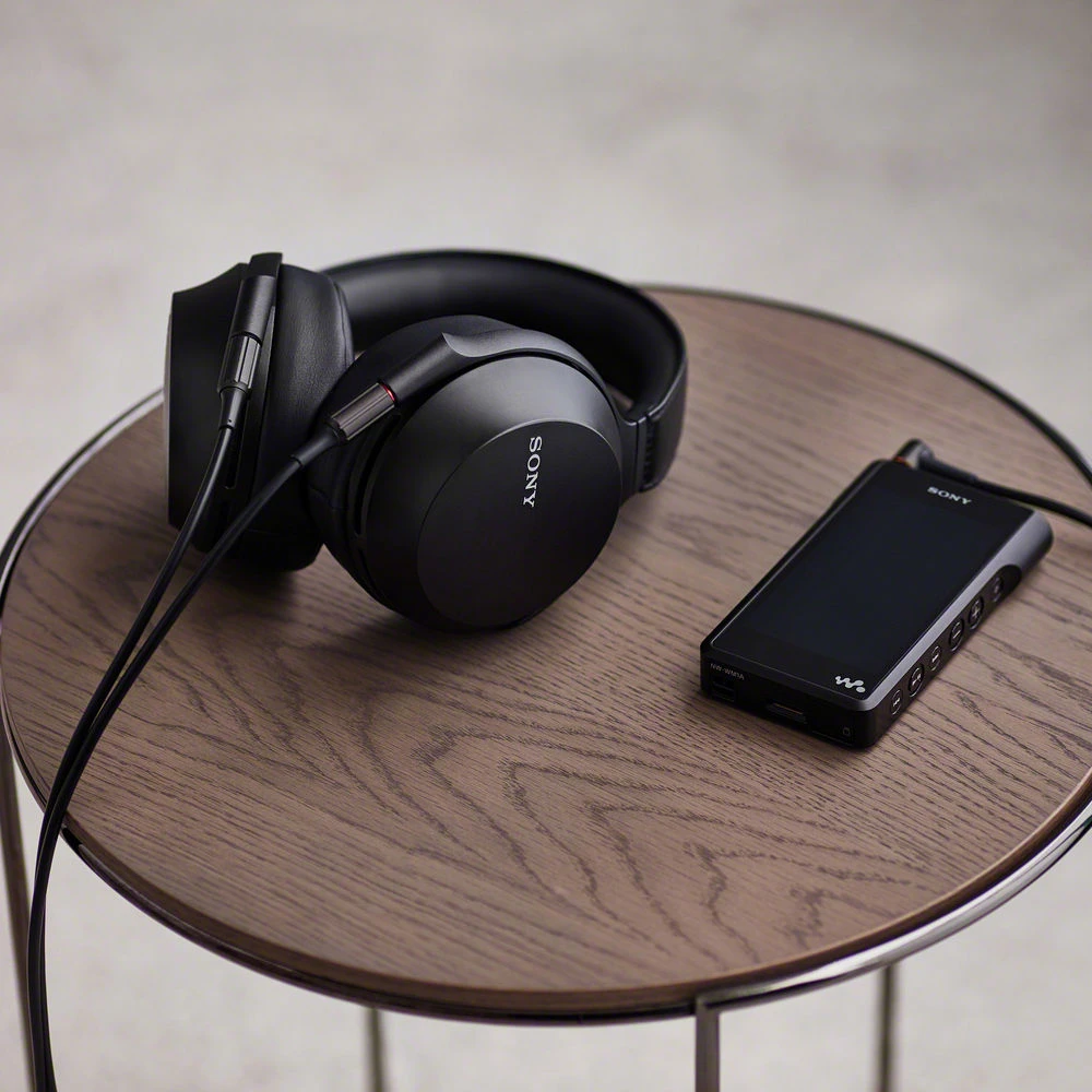 Sony MDR-Z7M2 Hi-Res Stereo Overhead Headphones 6 Sony MDR-Z7M2 Hi-Res Stereo Overhead Headphones - Image 4