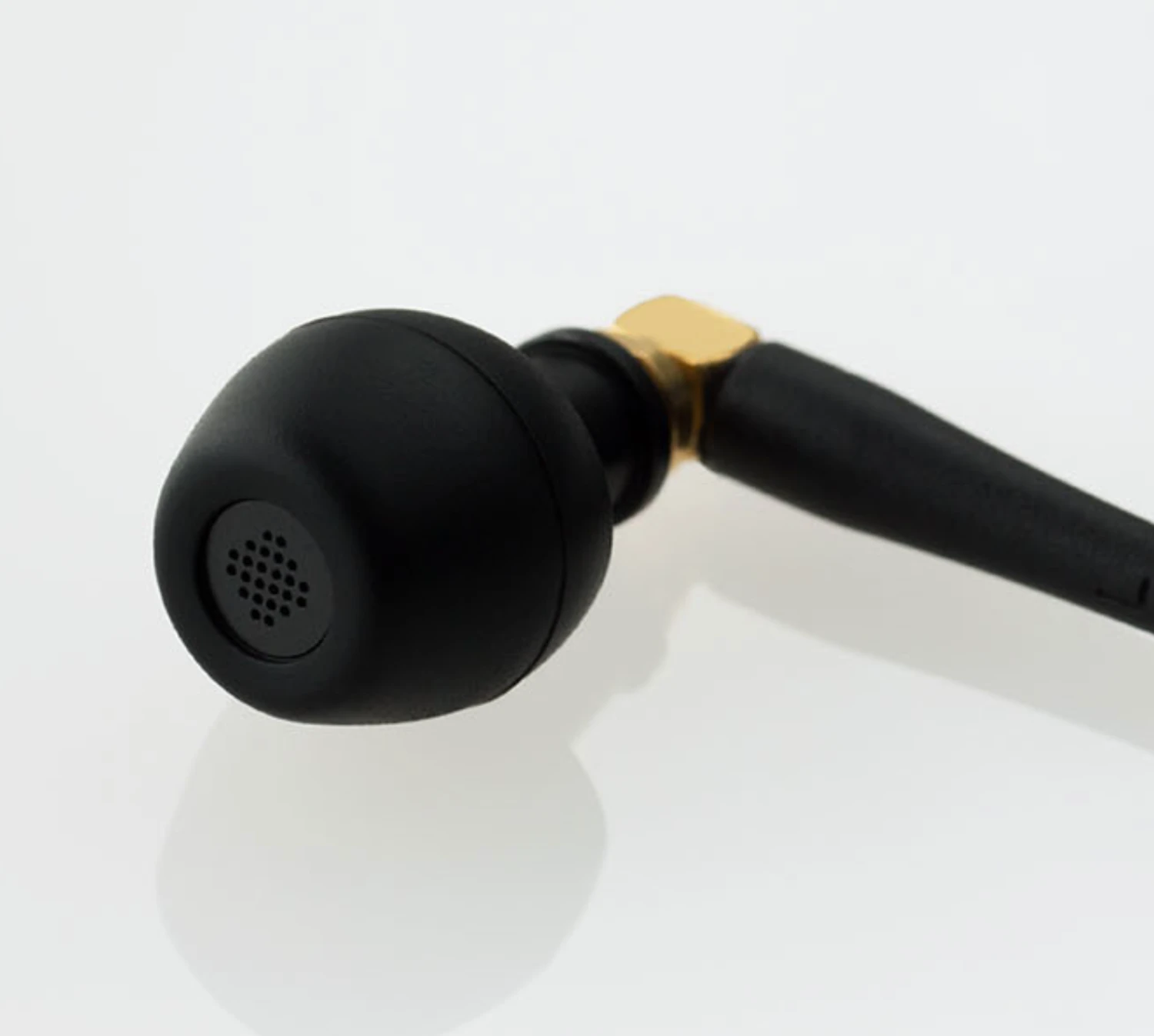 Final Audio F4100 Balanced Armature In Ear Monitor Headphones (Aluminum) 6 Final Audio F4100 Balanced Armature In Ear Monitor Headphones (Aluminum) - Image 4