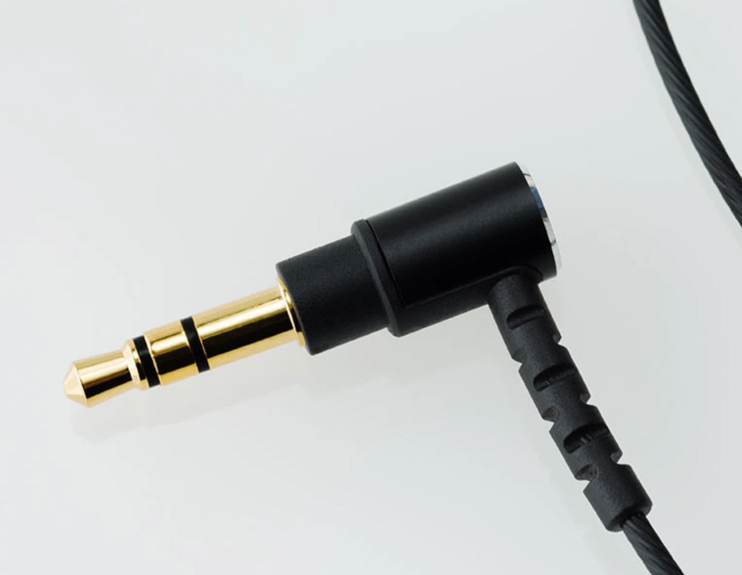 Final Audio F4100 Balanced Armature In Ear Monitor Headphones (Aluminum) 8 Final Audio F4100 Balanced Armature In Ear Monitor Headphones (Aluminum) - Image 6