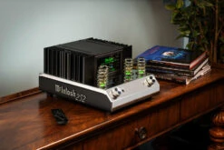 McIntosh MA252 2-Channel Hybrid Integrated Amplifier -Electronic Audio Store ma252 table