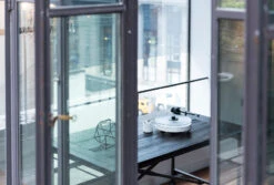 Pro-Ject RPM 5 Carbon Turntable With Sumiko Amethyst Cartridge -Electronic Audio Store rpm 5 carbon 6