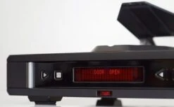 Rega Valve Isis Reference CD Player 9 Rega Valve Isis Reference CD Player -Electronic Audio Store valve isis gallery 02